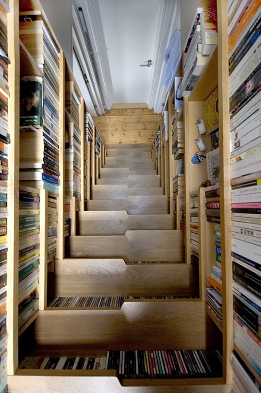 escaleras librería